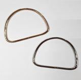 Asas geométricas de metal